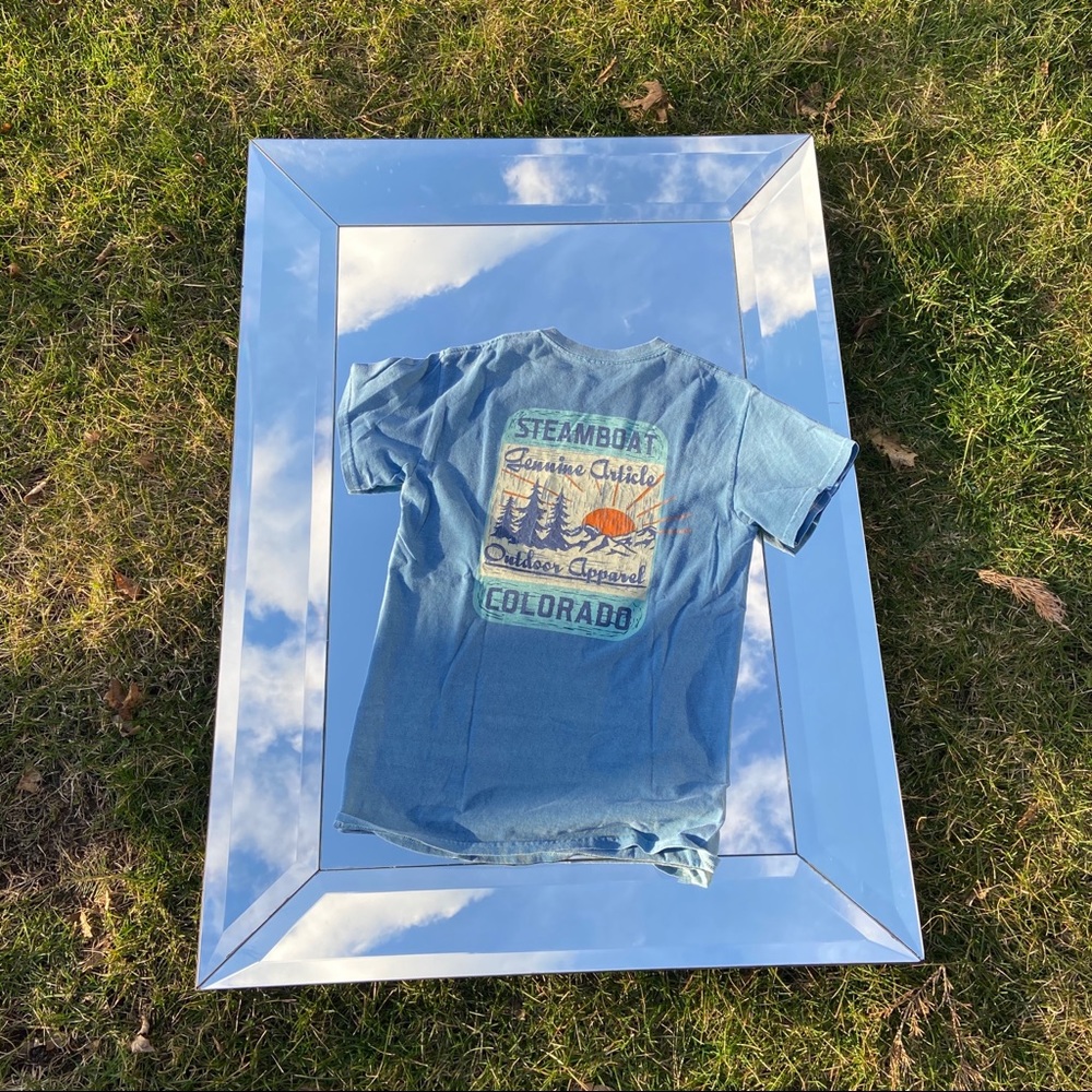 Vintage Tee ( steamboat )